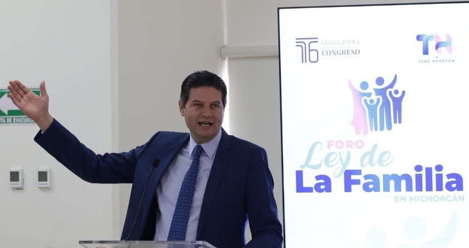 Familia, núcleo principal del desarrollo de la sociedad: Alfonso Martínez
