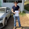 Diputado del “movimiento del sombrero” evade a reporteros y se esconde tras polémica con la prensa