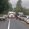 Pobladores cierran carretera Uruapan–Paracho–Pomacuarán para exigir seguridad