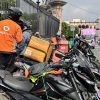 Motociclistas de plataformas bloquean la avenida Madero para exigir justicia por repartidor fallecido