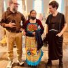 Piezas artesanales de artesana originaria de Ahuirán se exhiben en Marruecos