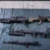 Aseguran arsenal con barret, ametralladoras y granadas en Aguililla