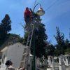 Mejoran iluminación en el Panteón Municipal