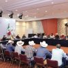Sostiene gobernador reunión con campesinos, se reanuda el diálogo