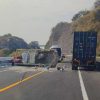 Fatal choque múltiple en la autopista siglo XXI; hay un muerto y un herido
