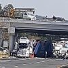 Tráiler se impacta contra tractocamión nodriza en la autopista México-Guadalajara