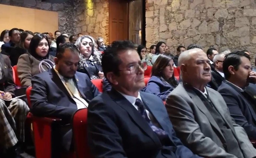 Se compromete gabinete de UMSNH a no dejar irregularidades a próximo rector