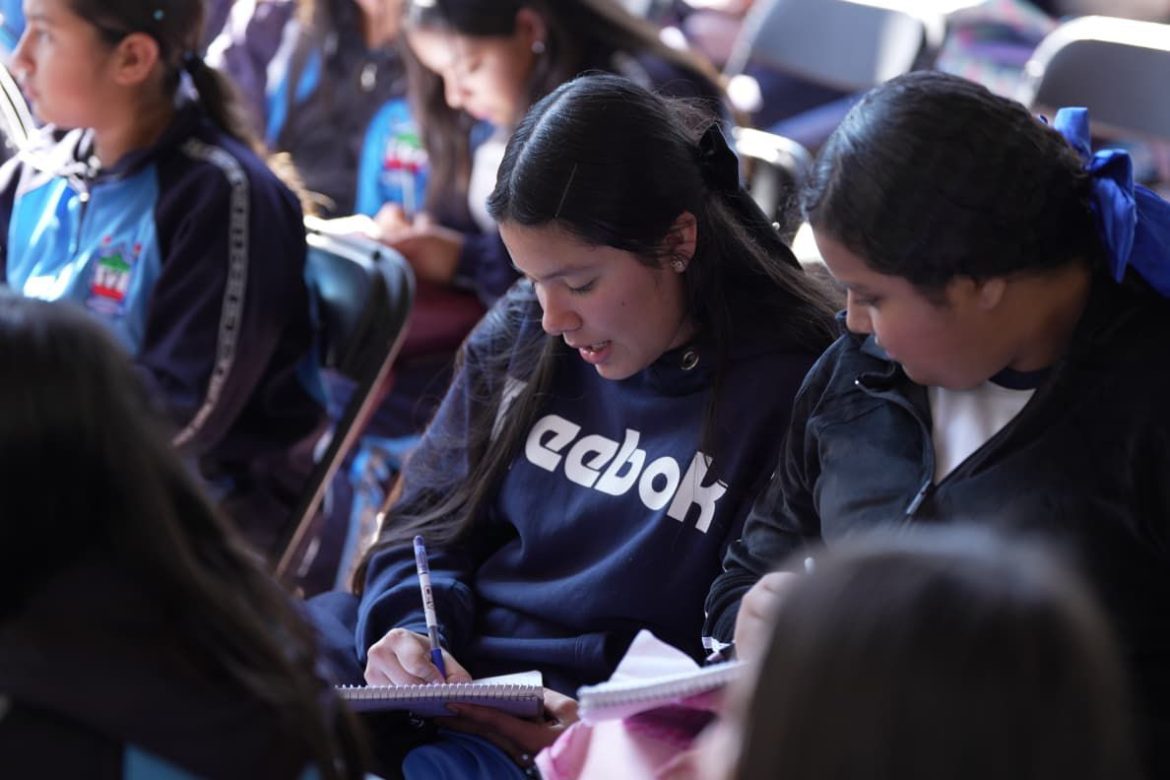 Bachillerato Nacional Margarita Maza llegará a 11 municipios de Michoacán