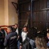 Entre tensión y jaloneos, Congreso del Estado bloquea acceso a manifestantes del Movimiento del Sombrero