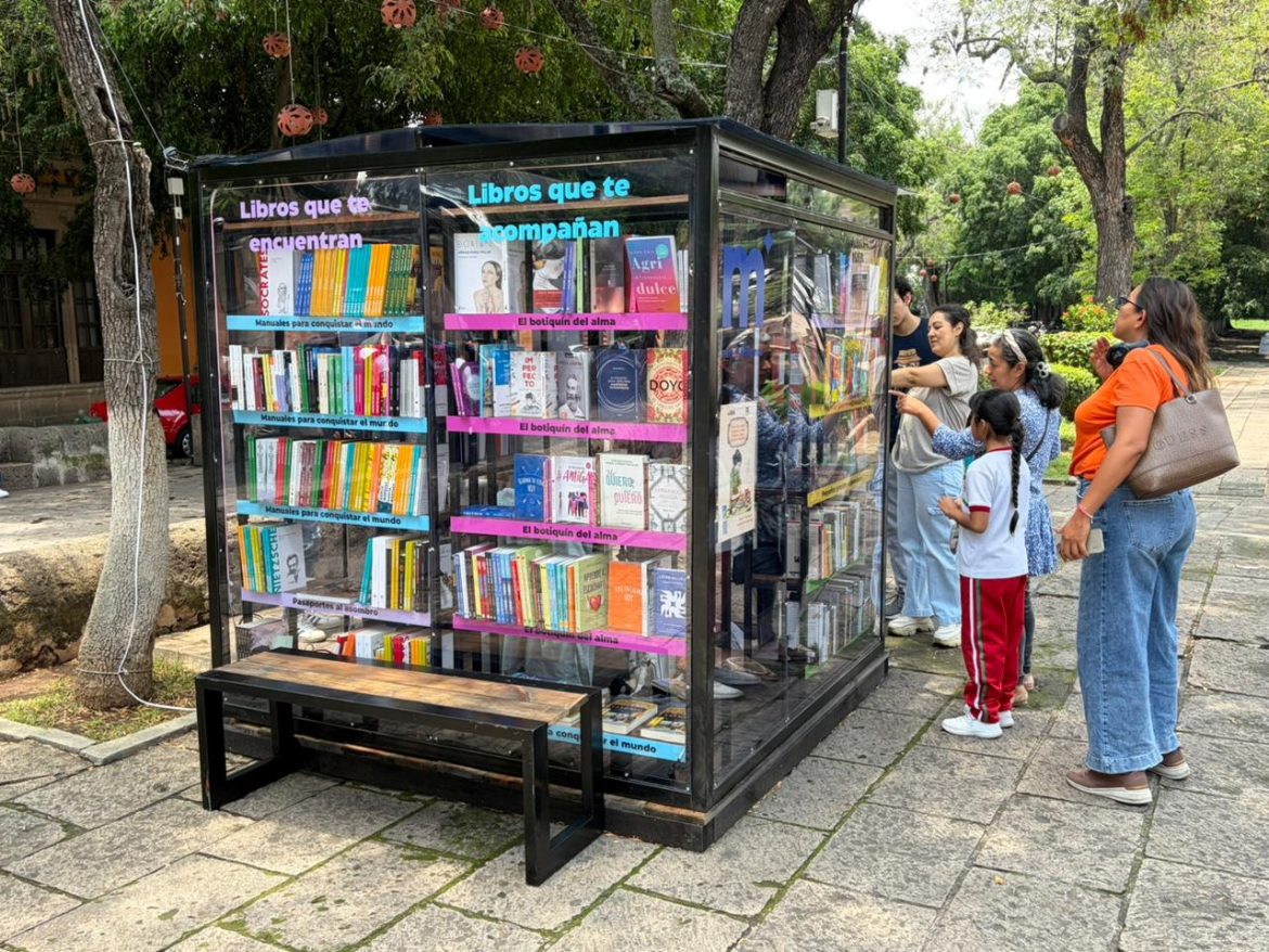 Cabinas de Lectura superan los 300 préstamos de libros en su primera semana