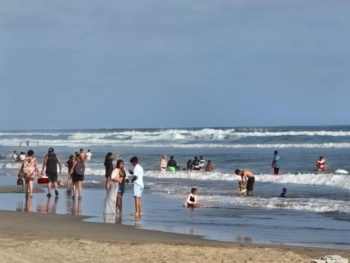 Playas de Michoacán, listas para este verano