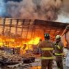 Incendio de fábrica de estopas se extendió a tres establecimientos más: PC Morelia