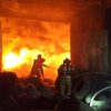 Arde bodega de llantas abandonadas al norte de Morelia