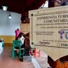 SeCultura Morelia llama a preservar los libros de estos espacios para el uso de todos  Las Cabinas de Lectura “Morelia se Lee”, que son una iniciativa del gobierno del presidente municipal, Alfonso Martínez Alcázar, superaron las expectativas de préstamos de libros, marcando un exitoso arranque en sus primeros días.  A tan solo dos semanas de su puesta en marcha, se registró el préstamo de cerca de 600 libros, lo que refleja la aceptación de morelianas y morelianos a este proyecto que impulsa la lectura y crea puntos de encuentro en los espacios públicos.  En ese sentido, la Secretaría de Cultura (SeCultura) de Morelia invita a las y los usuarios a contribuir en el cuidado y preservación de los ejemplares, para que más personas puedan disfrutar de este acervo y el programa continúe beneficiando a la comunidad.  La titular de SeCultura, Fátima Chávez Alcaraz, señaló que “Son recomendaciones muy sencillas, tales como evitar escribir, subrayar o doblar las páginas de los libros; leer con las manos limpias y sin consumir alimentos o bebidas, así como devolver los ejemplares en el tiempo establecido. Son pequeñas acciones que hacen una gran diferencia para que más personas puedan disfrutarlos”.  Asimismo, Chávez Alcaraz recordó que las Cabinas de Lectura «Morelia se Lee» son un proyecto de largo alcance que crecerá con el compromiso de la ciudadanía.  “Cada libro que cuidamos representa una nueva oportunidad para que alguien más descubra una historia, aprenda algo nuevo o encuentre en la lectura un espacio de inspiración y encuentro”, expresó la secretaria de cultura municipal.  Cabe recordar que las Cabinas de Lectura “Morelia se Lee” se encuentran ubicadas en el andador Nigromante, la Calzada Fray Antonio de San Miguel y el Boulevard García de León, brindando servicio de miércoles a domingo, en un horario de 10:00 a 14:00 y de 16:00 a 19:00 horas. Las y los usuarios pueden solicitar el préstamo de un libro hasta por 15 días, presentando únicamente una copia de una identificación oficial.  Con esta iniciativa, la administración del alcalde Alfonso Martínez Alcázar continúa fortaleciendo la vocación cultural de nuestra ciudad, para consolidar en Morelia el mejor lugar para vivir.