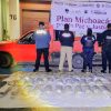 Aseguran cerca de 45 kilos de marihuana ocultos en vehículo; hay 2 detenidos