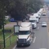 Arriban a Morelia Transportistas de carga federal protestan en la FGR