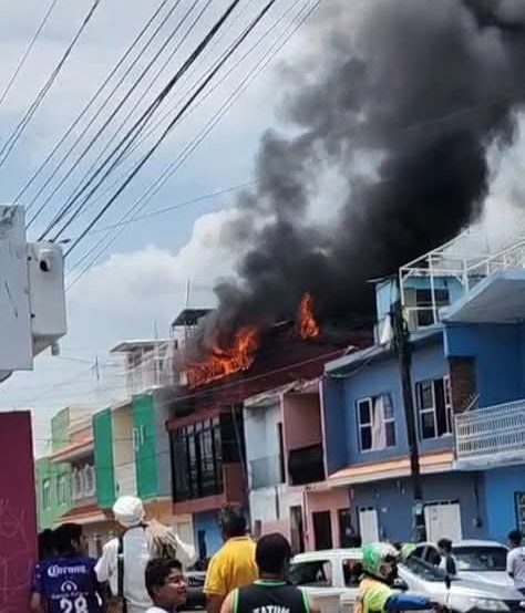 Se registra incendio de domicilio en la colonia Industrial, al norte de Morelia