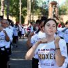 Se realizará de manera gratuita el domingo 16 de agosto en el Centro Deportivo Ejército de la Revolución                          La Comisión Estatal de Cultura Física y Deporte (Cecufid) te invita a la Clase Nacional de Box denominada “Puños de Transformación”, el próximo domingo 16 de agosto a partir de las 9:00 horas. La cita es en el Centro Deportivo Ejército de la Revolución (CDER) de Morelia. Se trata de un evento gratuito que tiene como propósito promover la actividad física, la salud integral y el deporte, y está dirigido a participantes de todas las edades.  Este evento coordinado por la Comisión Nacional de Cultura Física y Deporte (Conade),  se realizará de manera simultánea en todo el país. Durante la sesión, las y los asistentes podrán aprender y realizar ejercicios básicos y técnicas de boxeo guiados por instructores especializados.  Esta iniciativa forma parte de los programas dedicados a fomentar la paz, la justicia y la prevención de las adicciones. A través del deporte, se pretende fortalecer el tejido social, se promueven los valores comunitarios y se brindan espacios sanos de esparcimiento para jóvenes y familias.  “Estamos listas y listos para desarrollar la clase de boxeo de este año, con lo que se pretende que este tipo de deportes lleguen a todas las personas sin excepción. Las y los esperamos, no falten, porque además de aprender de boxeo, se van a divertir y pasar un gran momento”, aseguró el director de la Cecufid, Raúl Morón Vidal.  Las personas interesadas solo deben llevar ropa deportiva y mucha energía para vivir una gran experiencia deportiva en el CDER, ubicado en avenida Acueducto, colonia Vasco de Quiroga, en Morelia, Michoacán.