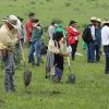 Más de 10 mil michoacanos se suman a la Jornada Nacional de Reforestación: Bedolla
