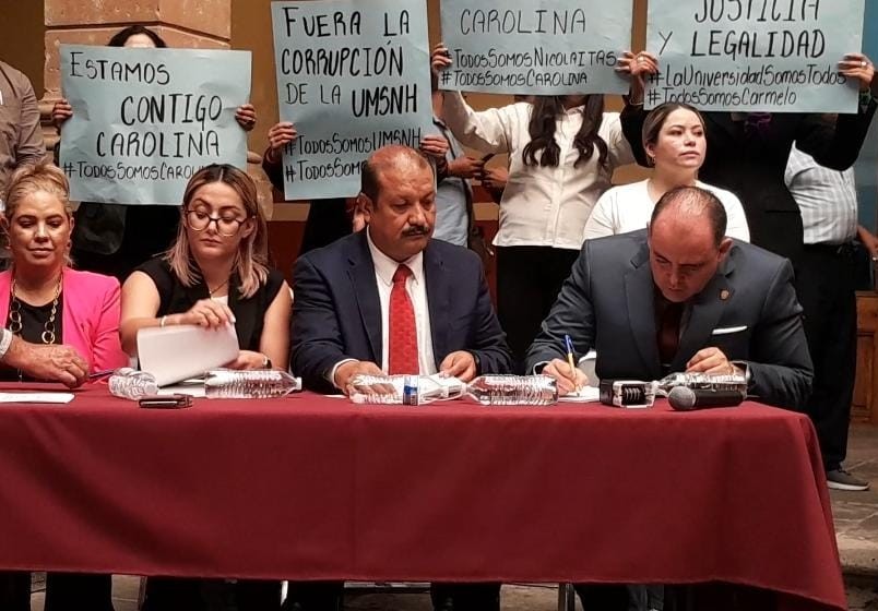 Comunidad Universitaria de Derecho e ININEE interponen ante Congreso solicitud de juicio político contra rectora