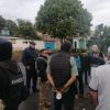 Continúa el bloqueo de la carretera Villa Madero-Acuitzio para exigir búsqueda de joven desaparecido