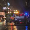 Ataque en bar de Zamora deja 5 personas asesinadas y 3 heridasDesconocidos llegaron al «Bar El Quijote» y por motivos ignorados abrieron fuego en contra de las víctimas, para enseguida darse a la fuga.                                                               Zamora, Mich.- Sujetos armados irrumpieron en un bar de la colonia Las Fuentes de Zamora y dispararon en contra de los asistentes, con saldo de 4 hombres y una mujer muertos, así como otros tres masculinos heridos.  Según informaron fuentes policiales, fue durante la última hora del viernes anterior, cuando desconocidos llegaron al «Bar El Quijote», localizado sobre la Avenida Virrey de Mendoza y por motivos ignorados abrieron fuego en contra de las múltiples víctimas, para enseguida darse a la fuga.  El atentado fue denunciado al número de emergencias 911, por lo que al sitio se movilizaron oficiales municipales, estatales y de fuerzas federales, quienes a su arribo hallaron a ocho personas baleadas.  Minutos después llegaron paramédicos de Rescate, mismos que confirmaron la muerte de cuatro masculinos y una mujer, además auxiliaron a tres lesionados, mismos que fueron canalizados a diversos nosocomios para su atención médica. Hasta el momento la identidad de las víctimas no ha sido revelada.  Un grupo multidisciplinario de la Fiscalía Regional de Justicia se presentó en el área de intervención para realizar la recolección de indicios y de testimonios. Siendo iniciada la correspondiente carpeta de investigación con la finalidad de esclarecer el múltiple homicidio. RED 113 MICHOACÁN/Redacción