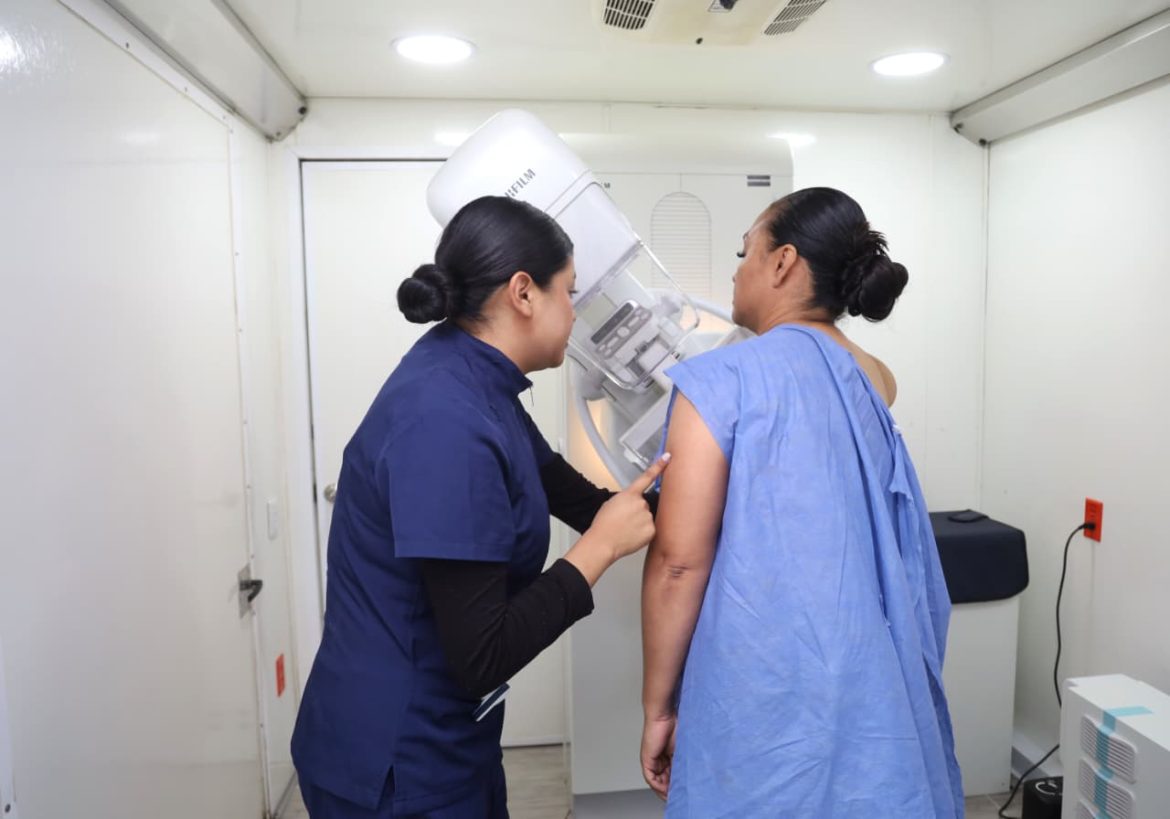 Diagnóstico oportuno y tratamientos gratuitos, claves para superar el cáncer