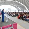 Astronauta José Hernández motiva a estudiantes michoacanos a soñar en grande
