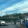 Choque múltiple deja un motociclista lesionado, sobre la carretera Uruapan-Paracho
