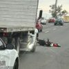 Motociclista derrapa sobre el Libramiento Poniente de Morelia
